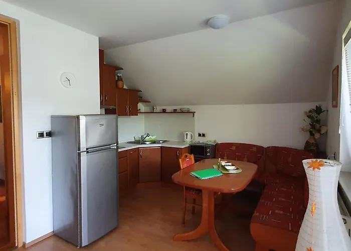 Apartma Jezerci * ブレッド